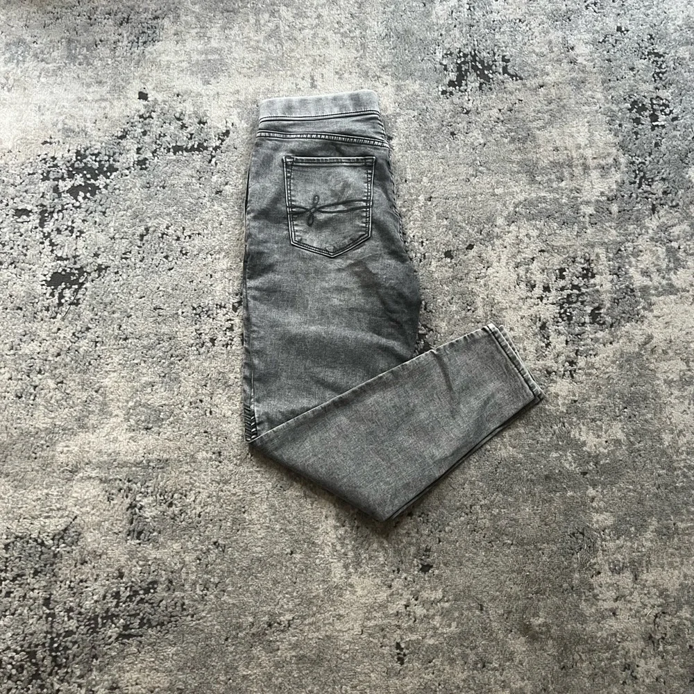 NWOT Levi’s Denizen Gray Wash High rise skinny Jeans, Jeggings size Medium - Picture 1 of 9